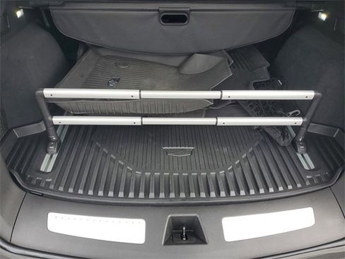 Certified 2023 Cadillac XT5 Premium Luxury w/ LPO, Floor Liner Package image 9