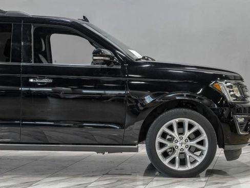 Used 2018 Ford Expedition Max Limited w/ Equipment Group 302A AWD/4WD image 21