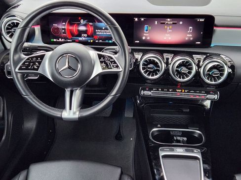 Used 2025 Mercedes-Benz CLA 250 CLA 250 image 25