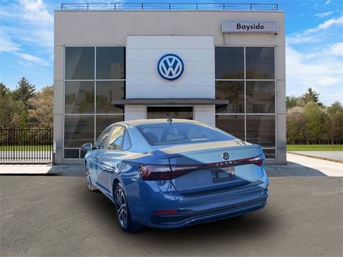 Used 2025 Volkswagen Jetta Sport image 7