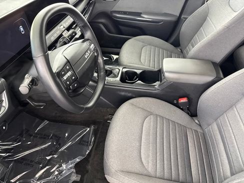 Certified 2025 Kia K4 EX FWD image 22