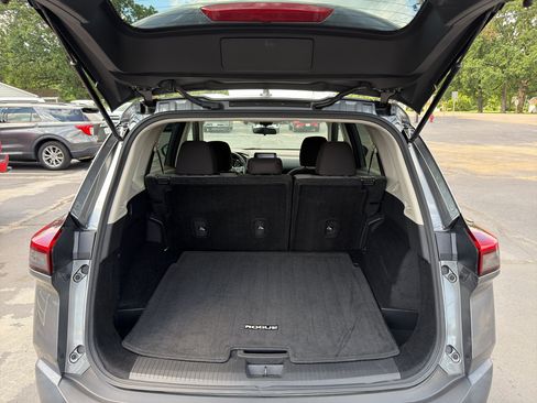 Used 2023 Nissan Rogue SV AWD/4WD image 15