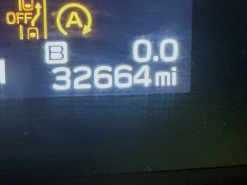 Used 2025 Subaru Crosstrek 2.0i Premium AWD/4WD image 18