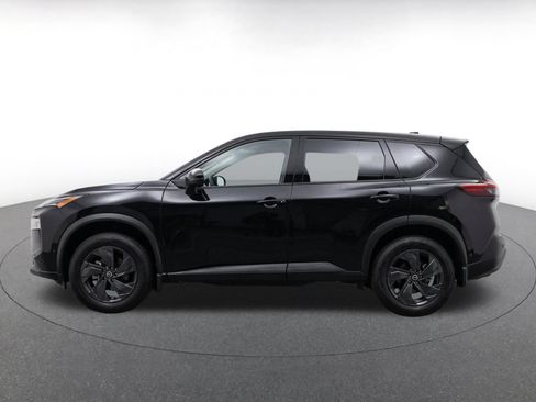 Used 2026 Nissan Rogue SV AWD/4WD image 4