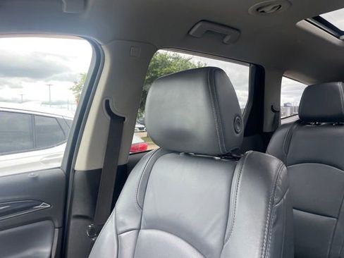Used 2018 Buick Enclave Premium w/ Experience Buick Package AWD/4WD image 6