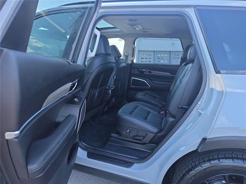 Used 2022 Kia Telluride EX w/ EX Premium Package AWD/4WD image 30