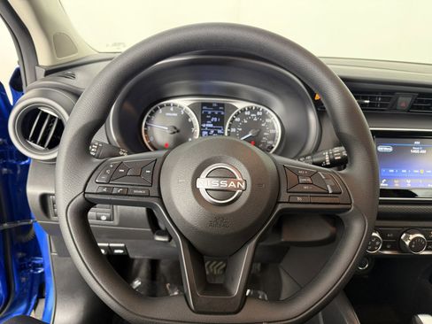 Used 2025 Nissan Kicks Play S FWD image 21