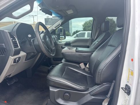 Used 2018 Ford F250 XLT AWD/4WD image 8