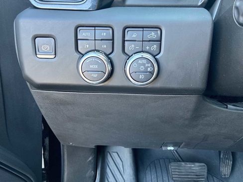 Certified 2024 GMC Sierra 1500 AT4 w/ Technology Package image 18