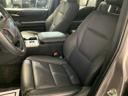 Certified 2025 Toyota Land Cruiser image 12