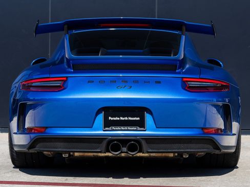 Certified 2018 Porsche 911 GT3 image 10