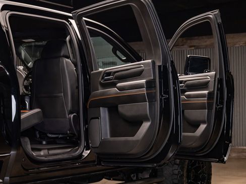 Used 2025 GMC Sierra 2500 AT4 w/ AT4 Premium Plus Package image 29