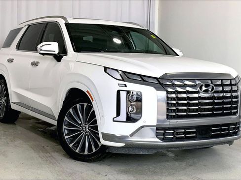 Used 2023 Hyundai Palisade Calligraphy image 1