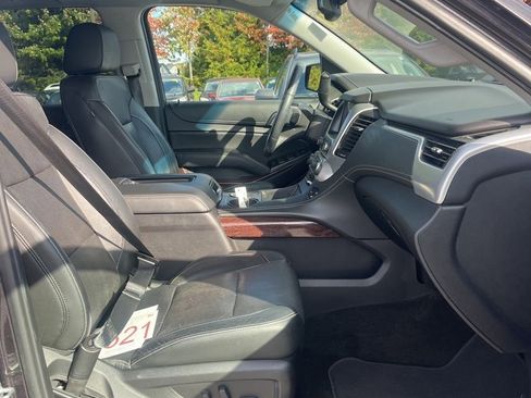 Used 2018 GMC Yukon SLT w/ HD Trailering Package image 8