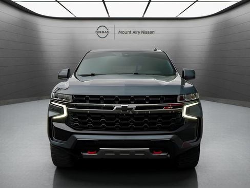 Used 2021 Chevrolet Tahoe Z71 w/ Z71 Off-Road Package AWD/4WD image 18