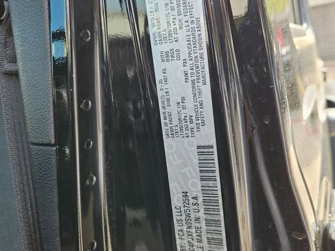 Used 2025 Jeep Wrangler Unlimited Rubicon image 29