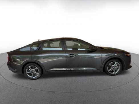 Used 2025 Kia K4 FWD image 15