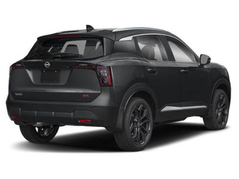 New 2026 Nissan Kicks SR image 2