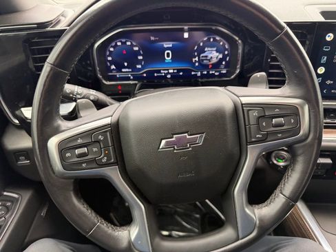 Used 2022 Chevrolet Silverado 1500 LT Trail Boss w/ LT Trail Boss Premium Package AWD/4WD image 18