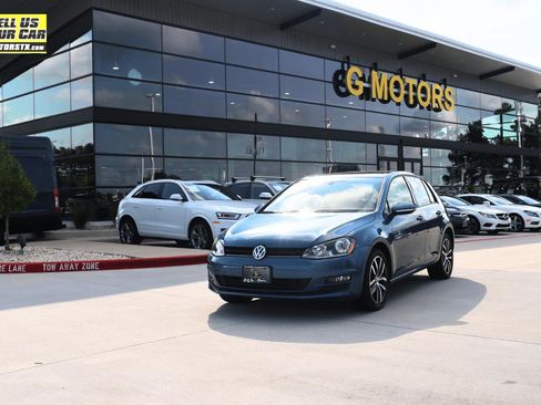 Used 2015 Volkswagen Golf 4-Door image 1