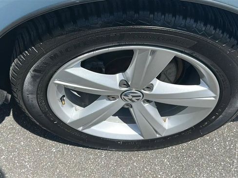 Used 2013 Volkswagen Passat 2.5 SE FWD image 17