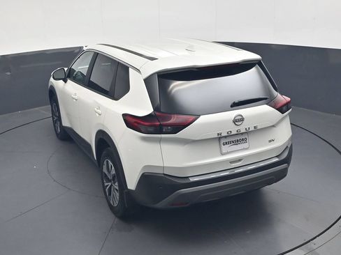 Used 2023 Nissan Rogue SV FWD image 36