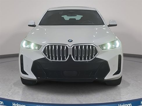 Used 2024 BMW X6 xDrive40i image 3