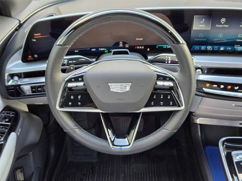 Used 2024 Cadillac Lyriq Luxury w/ LPO, Floor Liner Package AWD/4WD image 15