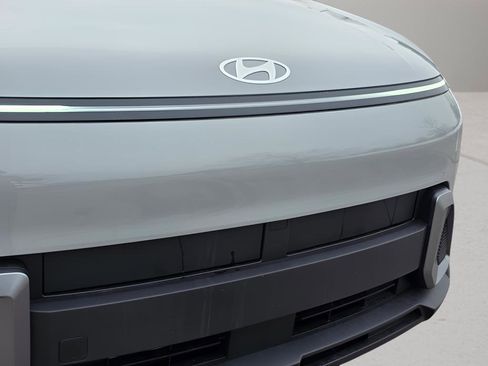 New 2026 Hyundai Kona SEL Sport AWD/4WD image 9