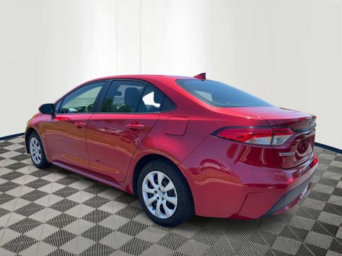 Used 2021 Toyota Corolla LE FWD image 6