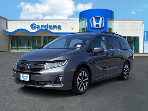 New 2026 Honda Odyssey EX-L image 3