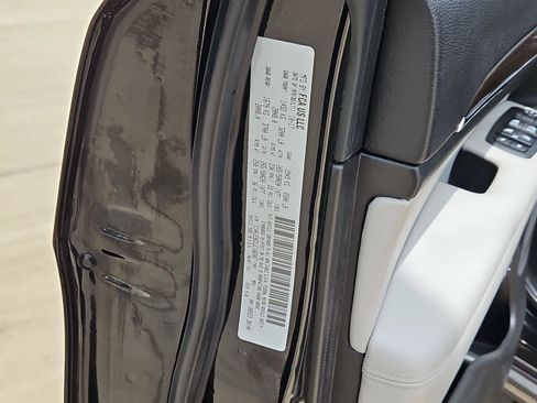 Used 2018 Jeep Grand Cherokee Limited RWD image 33