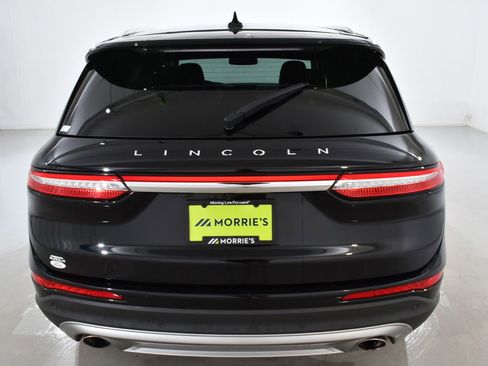 Used 2022 Lincoln Corsair AWD w/ Premium Package image 13