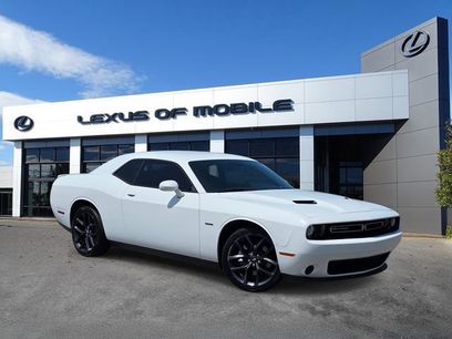 Used 2015 Dodge Challenger R/T w/ Quick Order Package 28B R/T