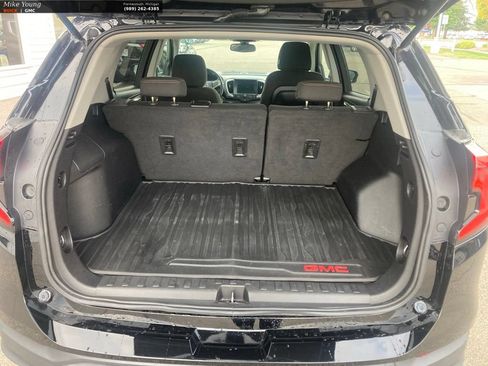 Used 2018 GMC Terrain SLE w/ Driver Convenience Package FWD image 10