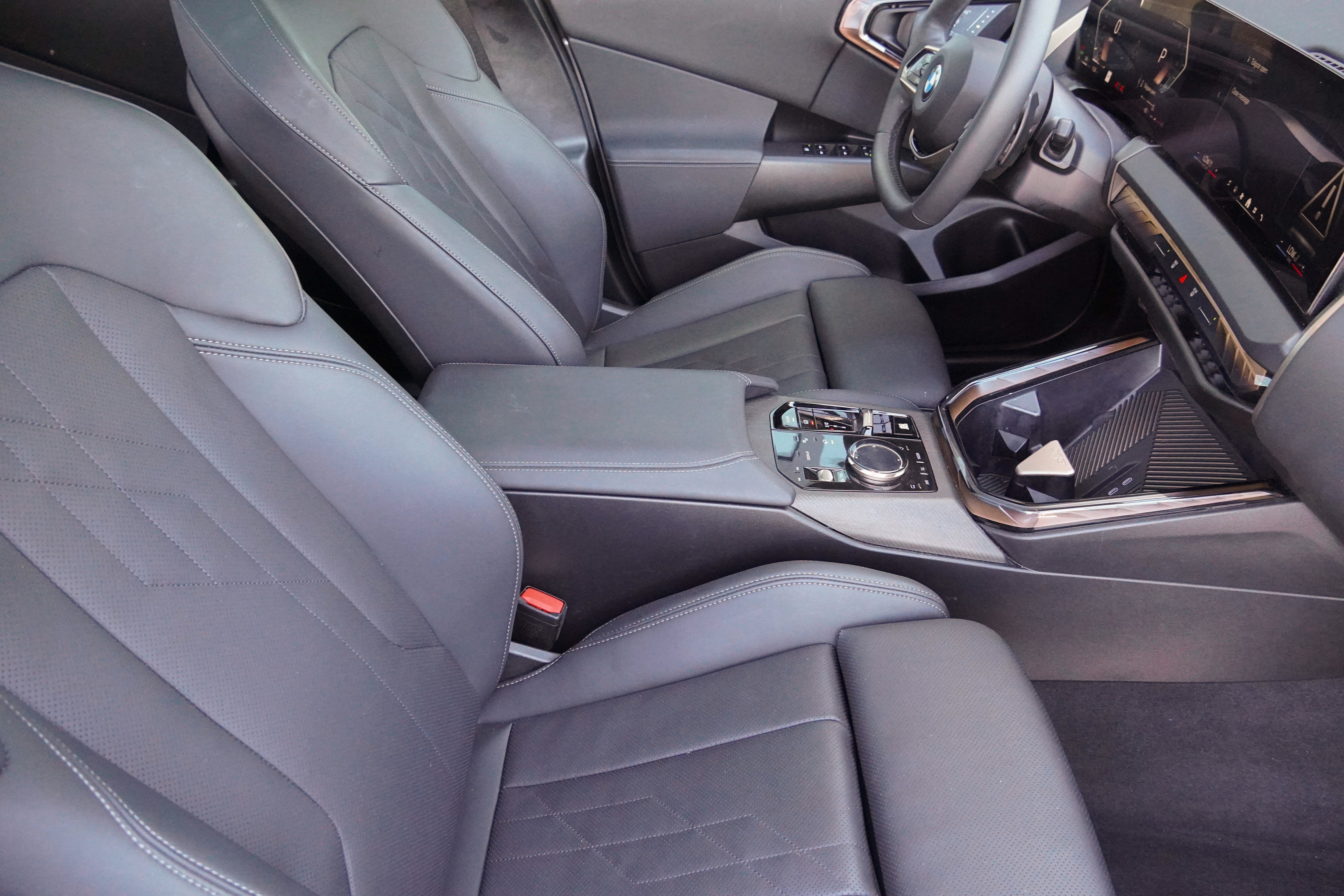 Certified 2025 BMW X3 xDrive30i AWD/4WD image 9