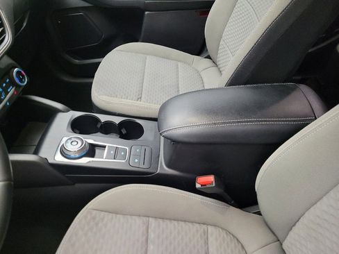Used 2022 Ford Escape SE w/ Cold Weather Package AWD/4WD image 26
