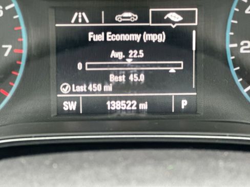 Used 2017 Chevrolet Cruze LT w/ Convenience Package image 13