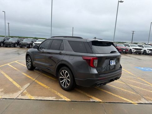 Used 2020 Ford Explorer ST w/ Premium Technology Package AWD/4WD image 5