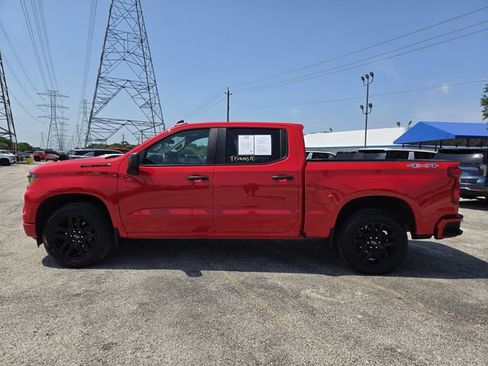 Used 2024 Chevrolet Silverado 1500 Custom w/ LPO, Dark Essentials Package AWD/4WD image 4
