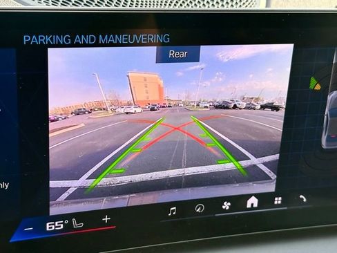 Used 2025 BMW M2 w/ Lighting Package image 24