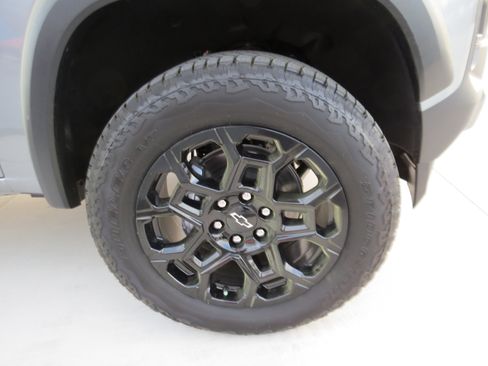 New 2026 Chevrolet Colorado Trail Boss AWD/4WD image 8