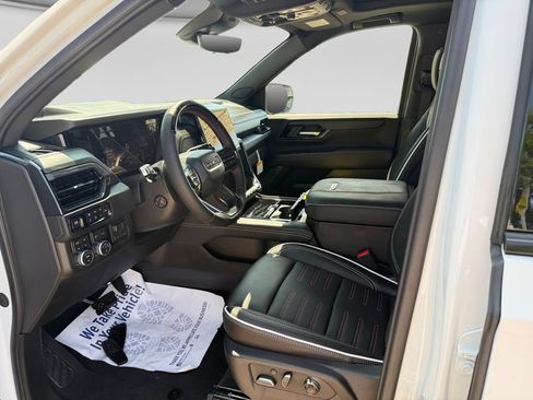 New 2026 GMC Yukon XL AT4 Ultimate AWD/4WD image 21