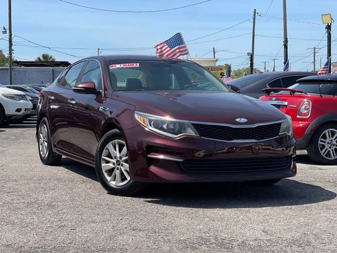 Used 2016 Kia Optima LX image 3