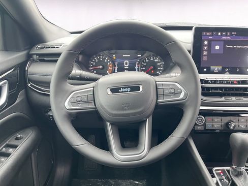 New 2026 Jeep Compass Latitude AWD/4WD image 12