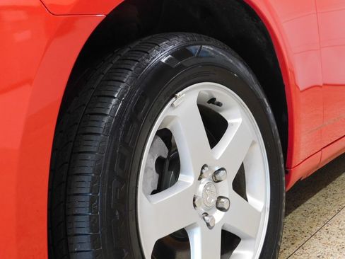 Used 2010 Dodge Charger AWD image 18