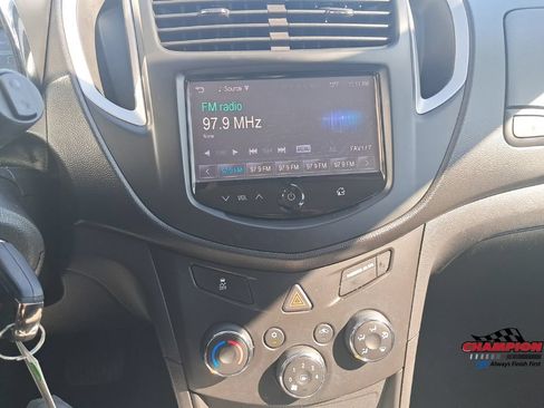 Used 2015 Chevrolet Trax LS FWD image 25