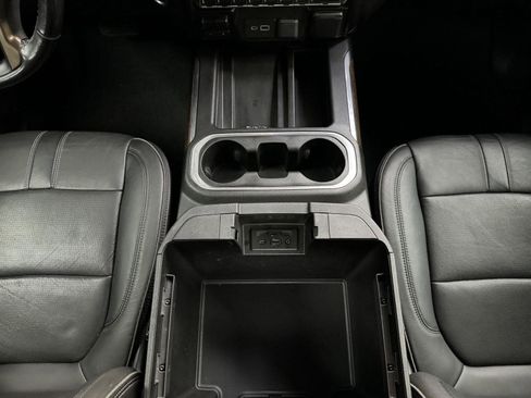 Used 2019 Chevrolet Silverado 1500 High Country w/ Technology Package image 25