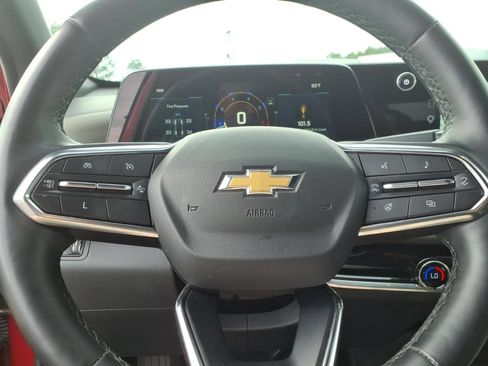 Used 2025 Chevrolet Equinox LT w/ Convenience Package II FWD image 25