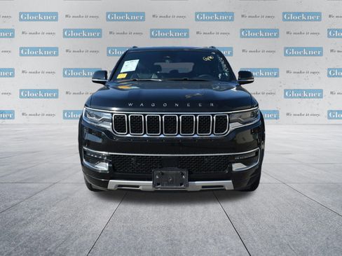Used 2024 Jeep Wagoneer L Series II w/ Flexible Seating Group AWD/4WD image 8